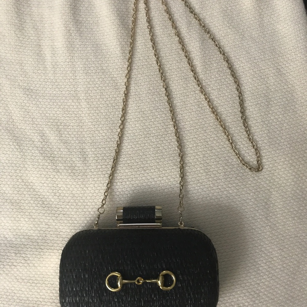 SuZy “T” woven black small bag/clutch